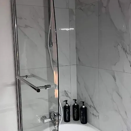 Semesterbostad Axara *