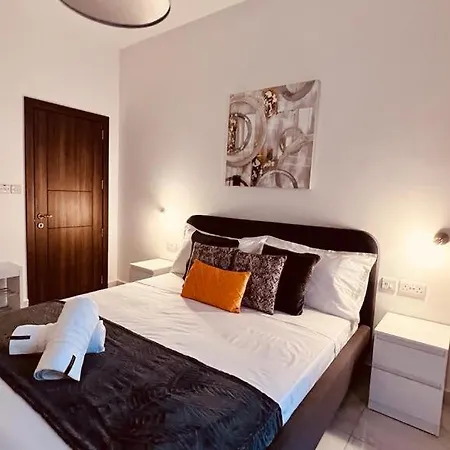 Axara Holiday home *